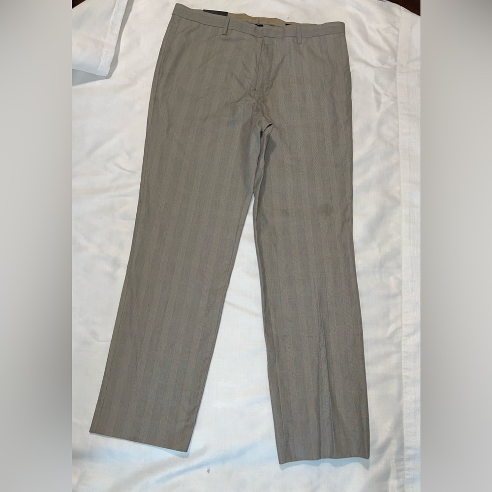 Banana Republic Men's Khaki Chinos